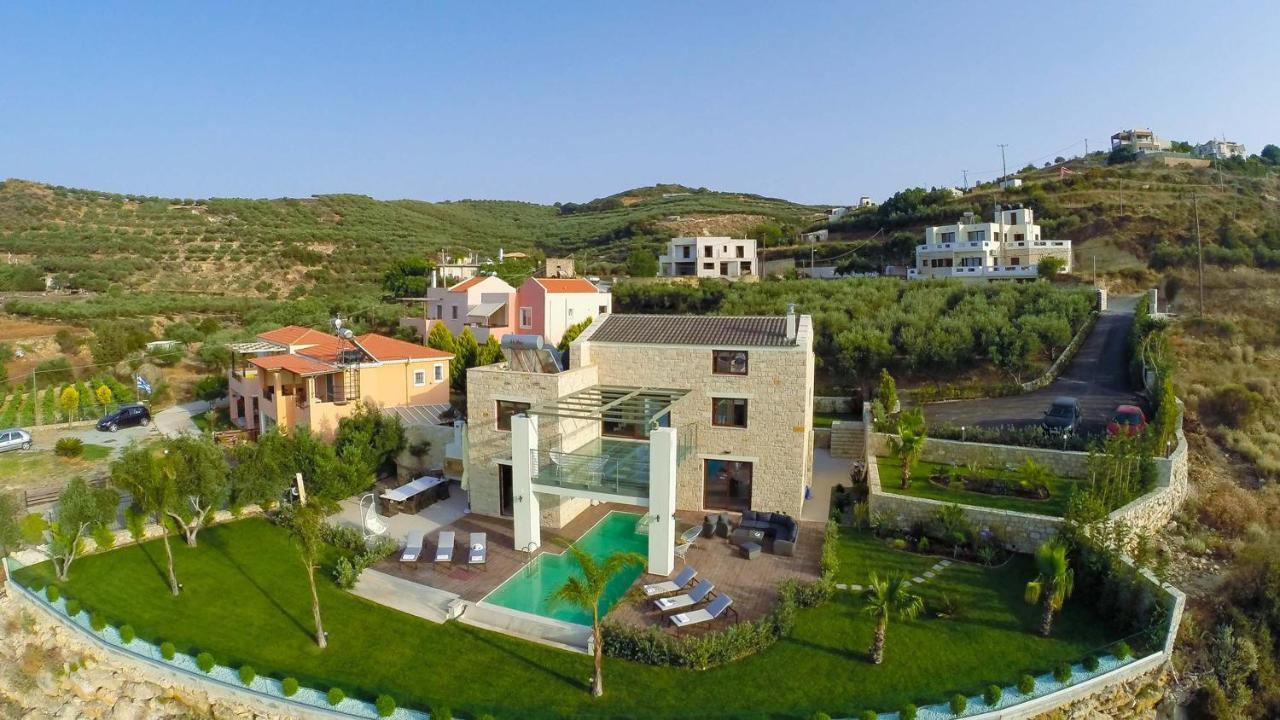 Villa Emilia I Luxury, Amazing Seaview, Next To The Town Kíssamos Eksteriør bilde